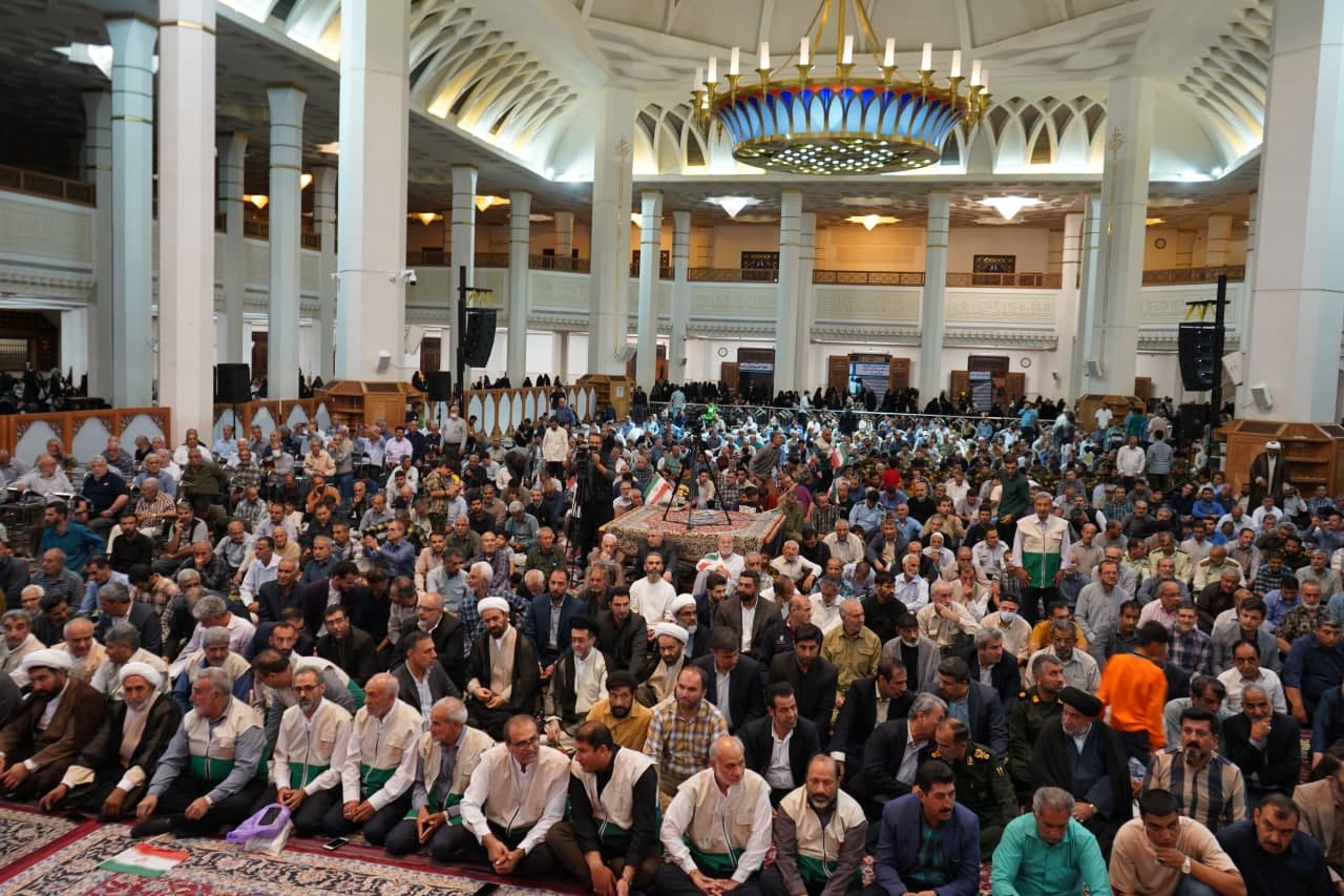 photo 2025 05 19 22 42 49 - گزارش تصویری | نخستین سالگرد شهادت آیت الله سید ابراهیم رئیسی در حرم مطهر حضرت شاهچراغ علیه السلام