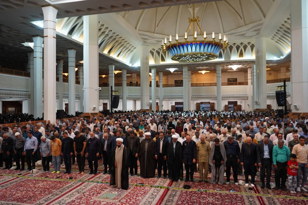photo 2025 05 19 22 42 54 - گزارش تصویری | نخستین سالگرد شهادت آیت الله سید ابراهیم رئیسی در حرم مطهر حضرت شاهچراغ علیه السلام