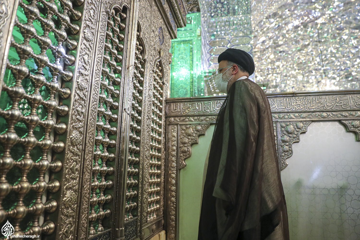 pic124865AX0I5051 - تصاویر با کیفیت حضور شهید آیت‌الله رئیسی در حرم مطهر حضرت شاهچراغ علیه‌السلام