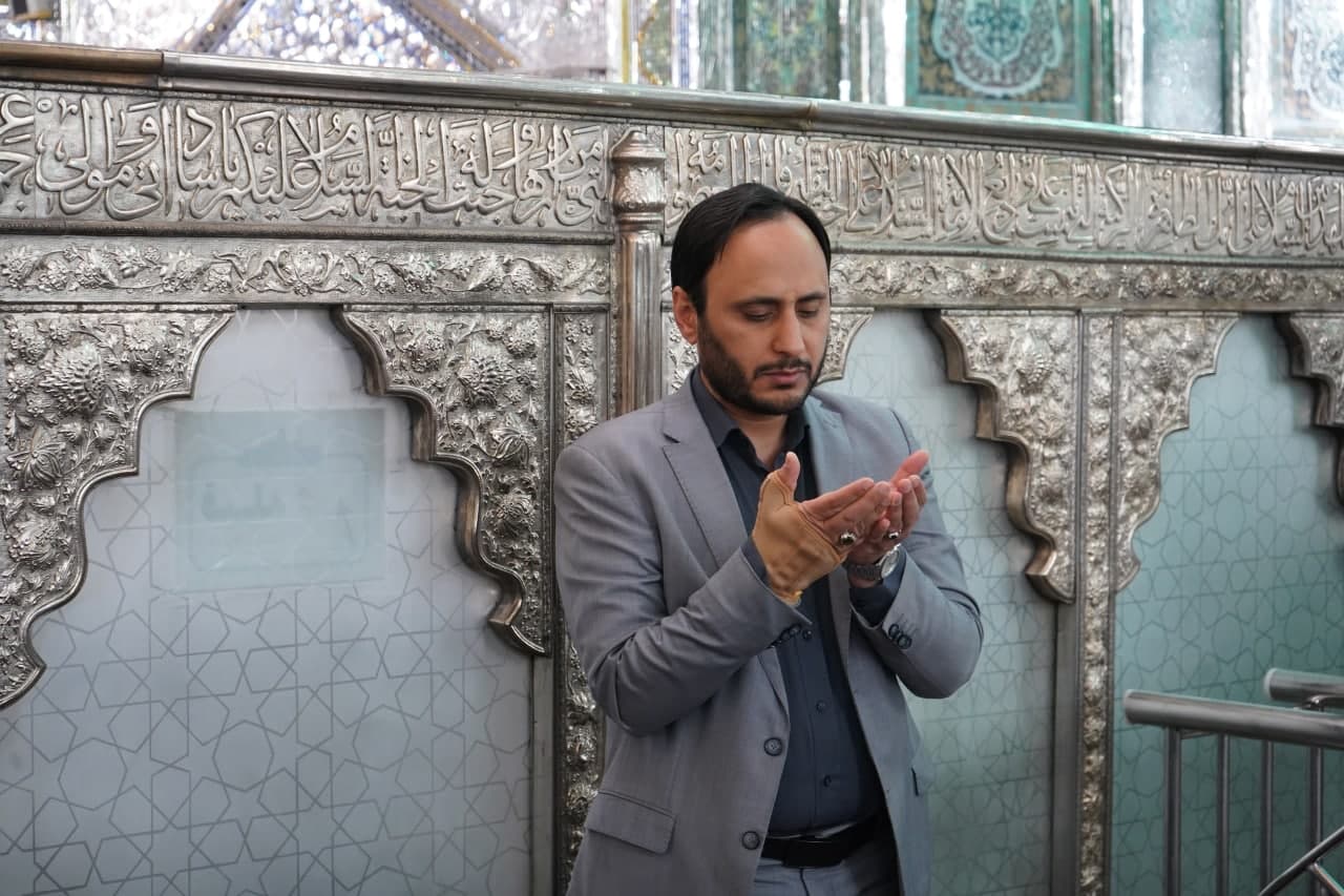 photo 2025 06 04 21 15 29 - بزرگداشت شهدای قیام خونین ۱۵ خرداد و چهلم حادثه بندر شهید رجایی در حرم مطهر شاهچراغ علیه السلام