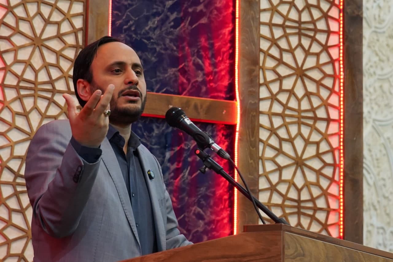 photo 2025 06 04 21 15 33 - بزرگداشت شهدای قیام خونین ۱۵ خرداد و چهلم حادثه بندر شهید رجایی در حرم مطهر شاهچراغ علیه السلام