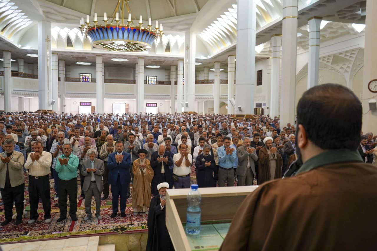 photo 2025 06 06 08 00 05 - نماز باشکوه عید سعید قربان در حرم مطهر حضرت شاهچراغ علیه‌السلام