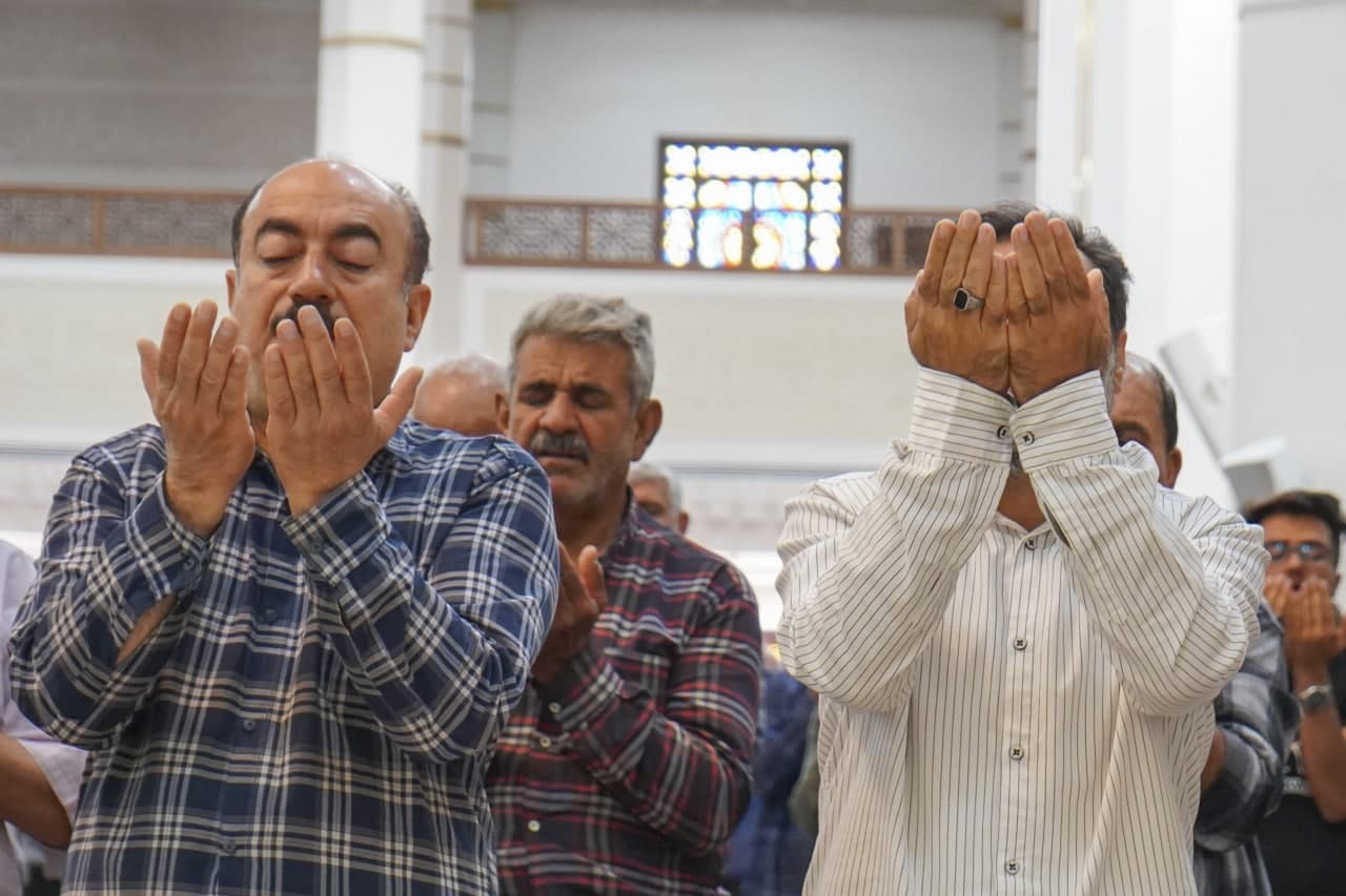 photo 2025 06 06 08 00 12 2 - نماز باشکوه عید سعید قربان در حرم مطهر حضرت شاهچراغ علیه‌السلام