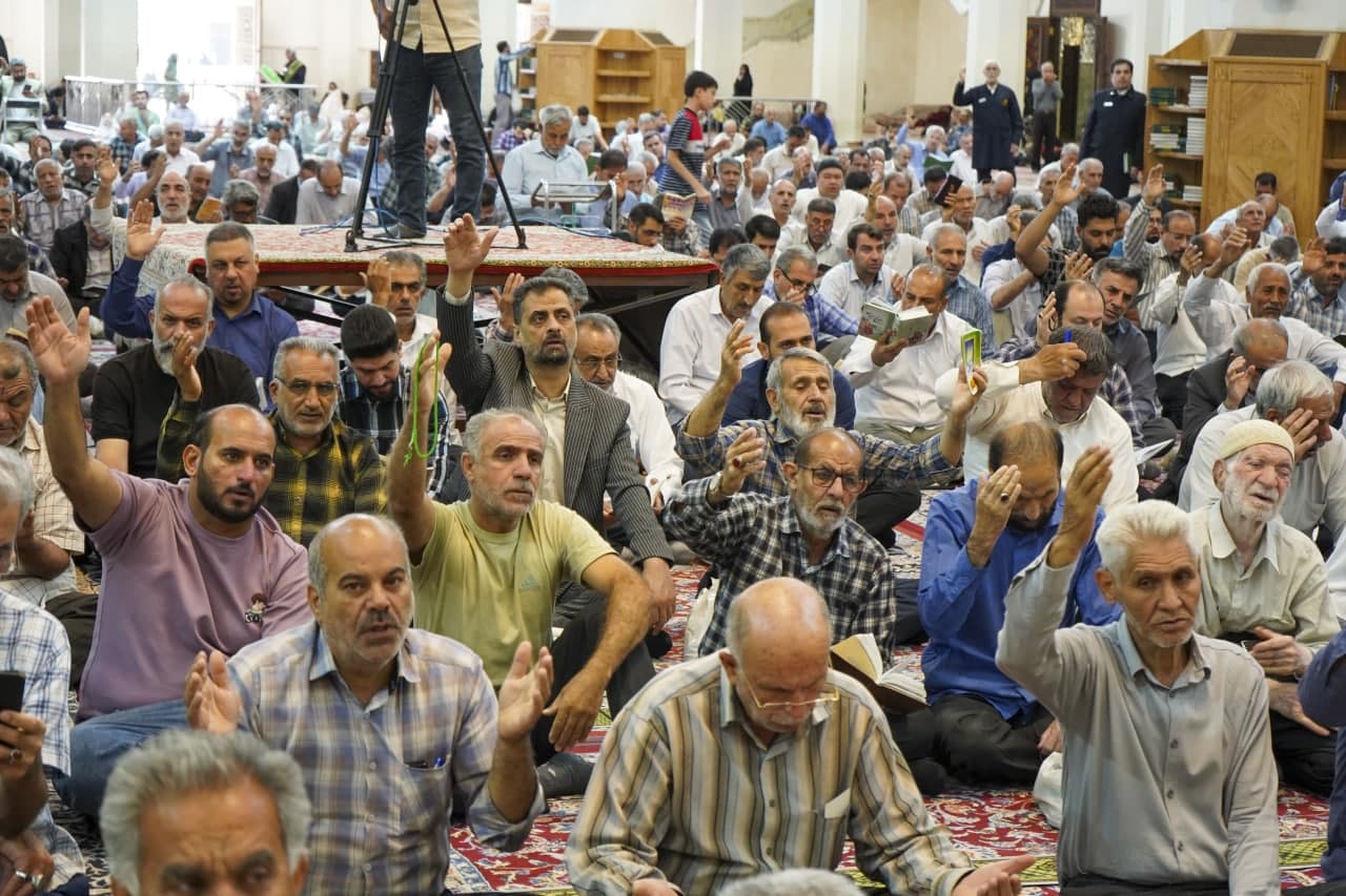 photo 2025 06 06 08 00 25 - نماز باشکوه عید سعید قربان در حرم مطهر حضرت شاهچراغ علیه‌السلام