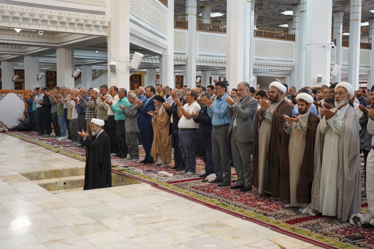 photo 2025 06 06 08 00 26 2 - نماز باشکوه عید سعید قربان در حرم مطهر حضرت شاهچراغ علیه‌السلام