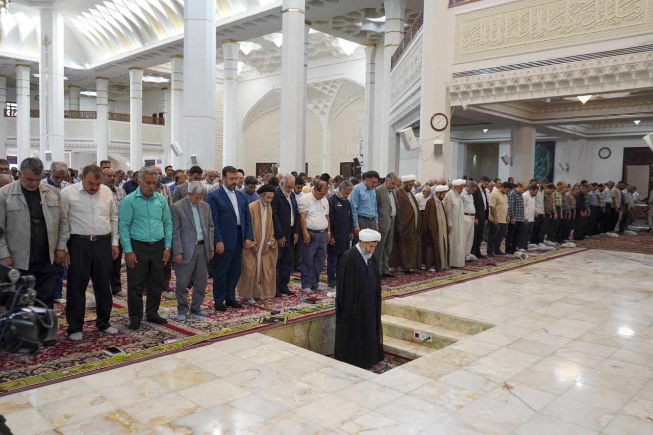 photo 2025 06 06 08 00 32 2 - نماز باشکوه عید سعید قربان در حرم مطهر حضرت شاهچراغ علیه‌السلام