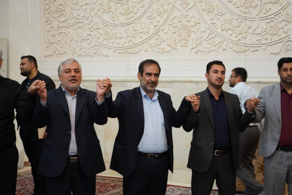 photo 2025 06 14 13 40 27 1024x682 - تصاویر| مراسم ظهر عید سعید غدیر خم در حرم مطهر حضرت شاهچراغ علیه‌السلام