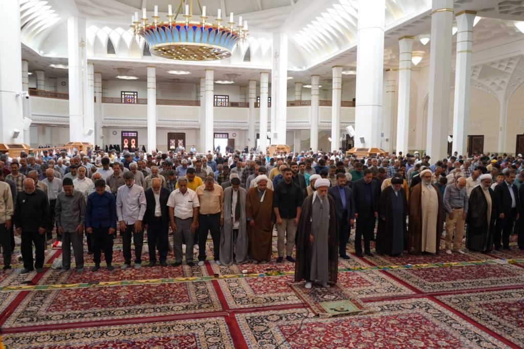 photo 2025 06 14 13 40 34 1024x682 - تصاویر| مراسم ظهر عید سعید غدیر خم در حرم مطهر حضرت شاهچراغ علیه‌السلام