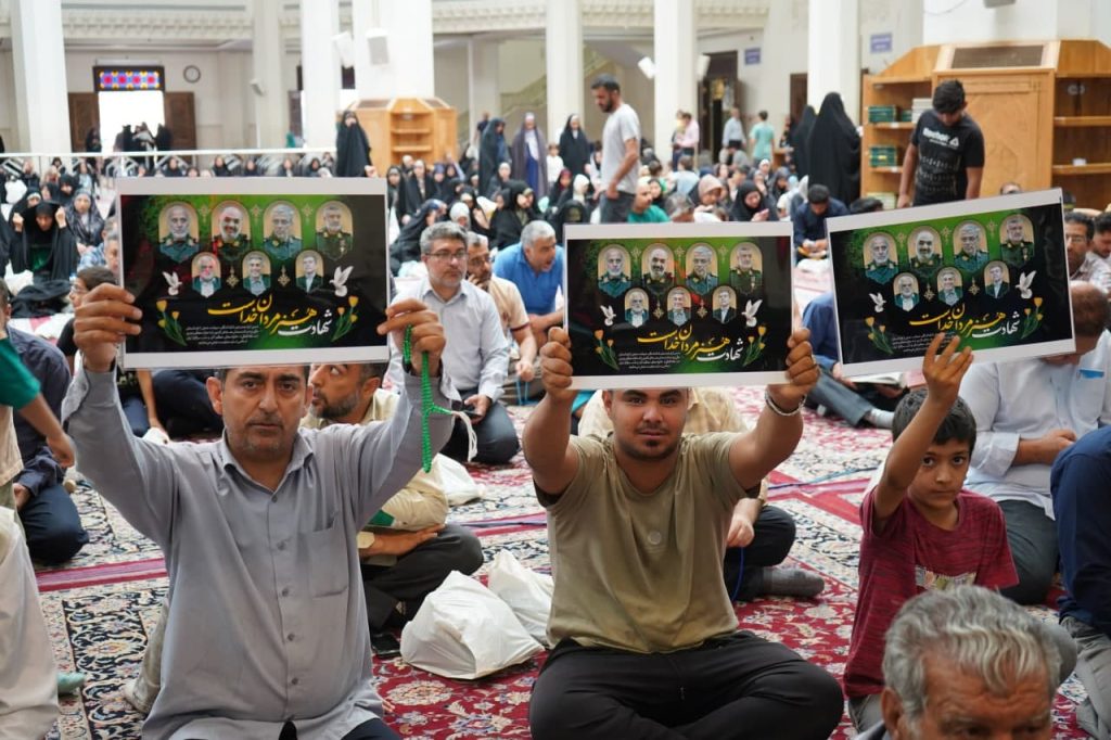 photo 2025 06 14 13 40 36 1024x682 - تصاویر| مراسم ظهر عید سعید غدیر خم در حرم مطهر حضرت شاهچراغ علیه‌السلام