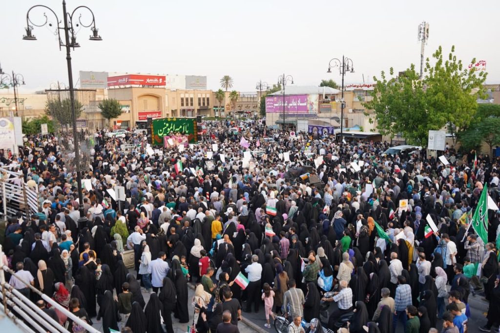 photo 2025 06 14 20 15 36 1024x682 - راهپیمایی مردمی غدیر با شعار «ایران؛ ذوالفقار علی علیه السلام»