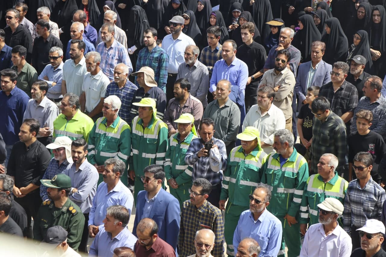 photo 2025 06 26 10 33 11 - تشییع 2 شهید اخیر تجاوزات رژیم منحوس صهیونیستی در حرم مطهر حضرت شاهچراغ علیه السلام