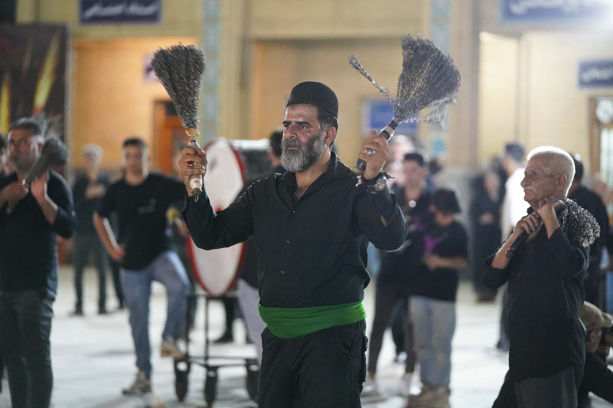 ASTANAHMADI 8 - عکس | حال و هوای حرم مطهر حضرت شاهچراغ علیه السلام در شب تاسوعای حسینی