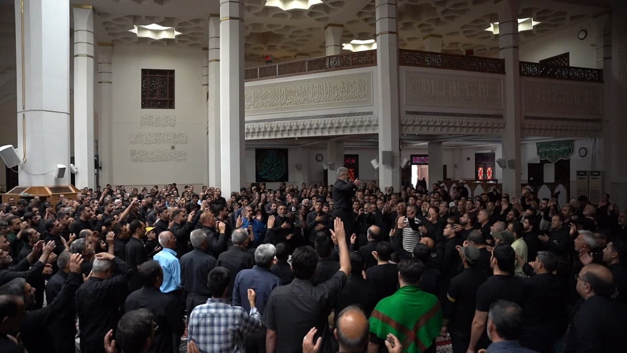 photo 2025 07 05 13 43 53 - تصاویر | عزاداری صبح و ظهر تاسوعای حسینی در حرم مطهر حضرت شاهچراغ علیه السلام