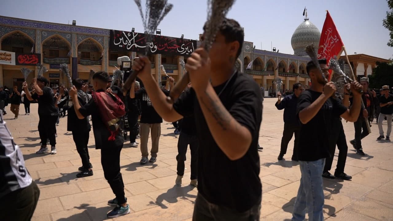 photo 2025 07 05 13 43 55 - تصاویر | عزاداری صبح و ظهر تاسوعای حسینی در حرم مطهر حضرت شاهچراغ علیه السلام