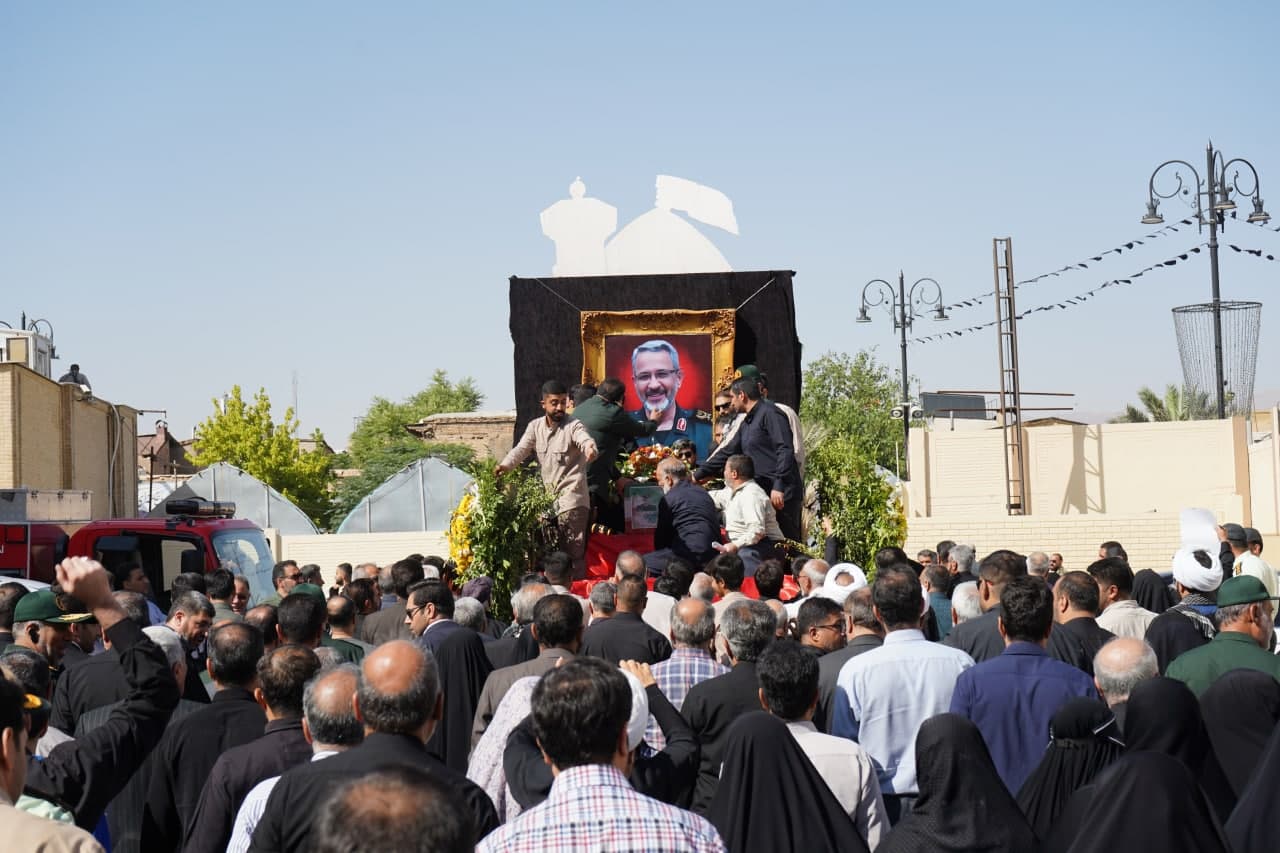 photo 2025 07 20 10 26 16 - وداع باشکوه با پیکر شهید والامقام سرلشکر پاسدار غلامحسین غیب‌پرور در جوار حضرت شاهچراغ علیه‌السلام