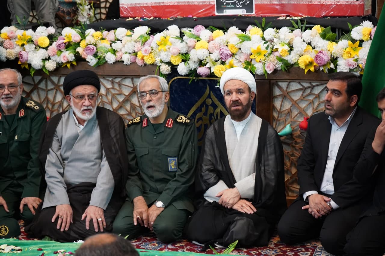 photo 2025 07 20 10 26 25 2 - وداع باشکوه با پیکر شهید والامقام سرلشکر پاسدار غلامحسین غیب‌پرور در جوار حضرت شاهچراغ علیه‌السلام