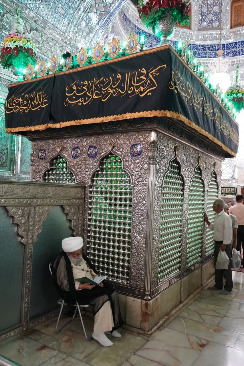 photo 2025 08 21 14 20 03 - زیارت مرجع عالیقدر حضرت آیت الله العظمی کریمی جهرمی از حرم مطهر حضرت شاهچراغ علیه السلام