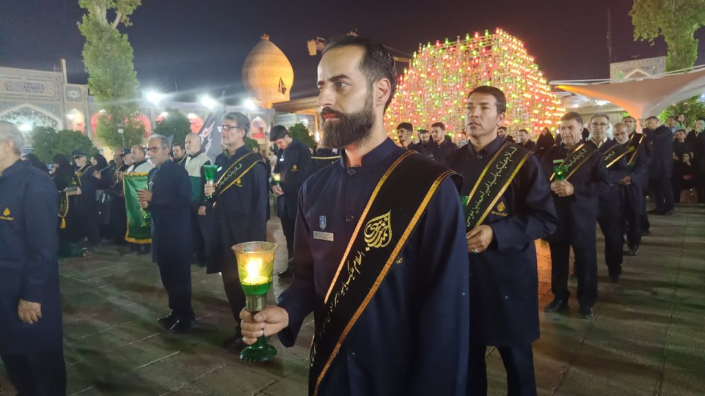 آیین لالهگردانی خدام حرم مطهر حضرت شاهچراغ علیه السلام، در رثای شهادت امام رضا علیه السلام photo 2025 08 31 10 21 52 1024x576 - آیین لالهگردانی خدام حرم مطهر حضرت شاهچراغ علیه السلام، در رثای شهادت امام رضا علیه السلام