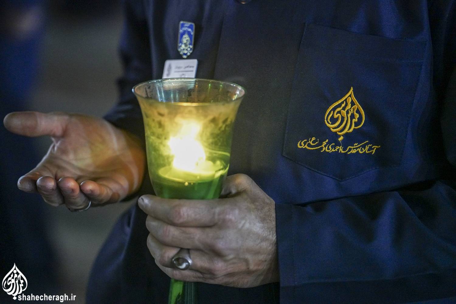 آیین لالهگردانی خدام حرم مطهر حضرت شاهچراغ علیه السلام، در رثای شهادت امام رضا علیه السلام pic230274LakeGardani 38 - آیین لالهگردانی خدام حرم مطهر حضرت شاهچراغ علیه السلام، در رثای شهادت امام رضا علیه السلام