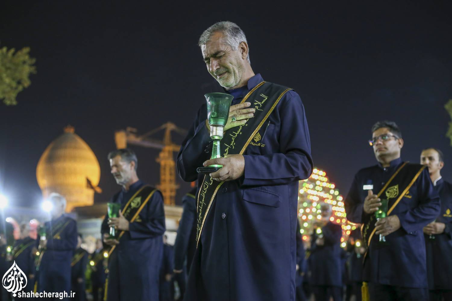 آیین لالهگردانی خدام حرم مطهر حضرت شاهچراغ علیه السلام، در رثای شهادت امام رضا علیه السلام pic230281LakeGardani 45 - آیین لالهگردانی خدام حرم مطهر حضرت شاهچراغ علیه السلام، در رثای شهادت امام رضا علیه السلام