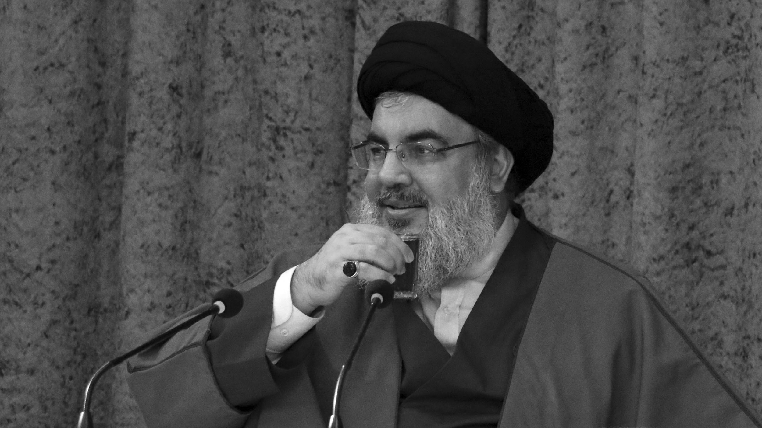 ASTANAHMADI1 38 - ۱۰۰ پوستر و عکس ویژه سالگرد شهادت سید مقاومت ؛ شهید سید حسن نصرالله