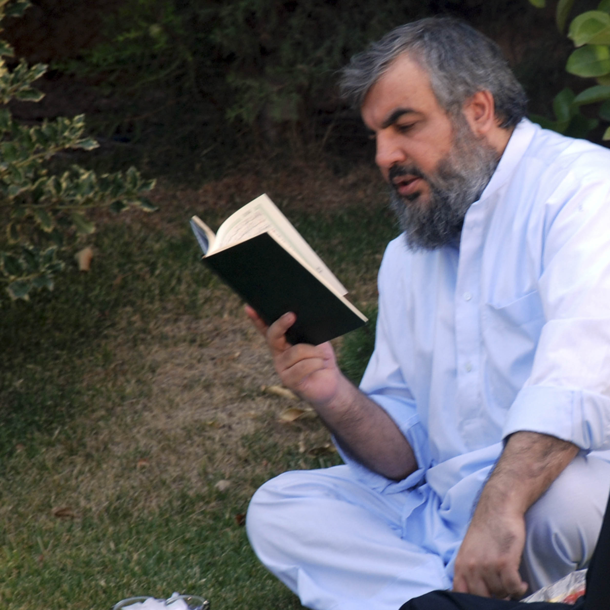 ASTANAHMADI1 74 - ۱۰۰ پوستر و عکس ویژه سالگرد شهادت سید مقاومت ؛ شهید سید حسن نصرالله