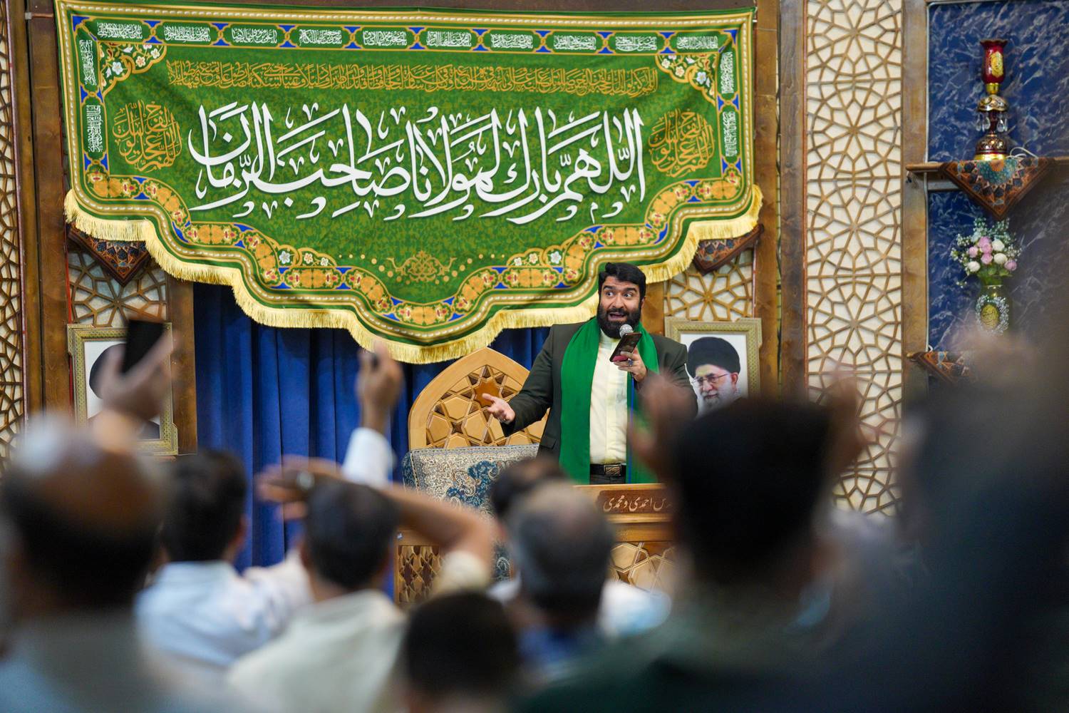 Milad 18 - مراسم جشن شب میلاد خجسته پیامبر اعظم(صلوات‌الله‌علیه) و امام جعفر صادق(علیه‌السلام)، در حرم مطهر حضرت شاهچراغ علیه السلام
