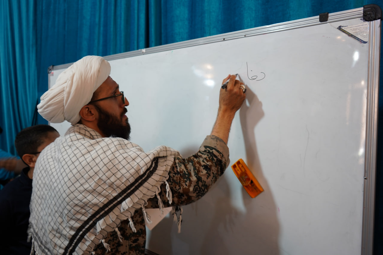 photo 2025 09 25 19 09 36 - تصاویر | هیئت دخترانه و پسرانه حرم مطهر حضرت شاهچراغ علیه السلام به مناسبت هفته دفاع مقدس