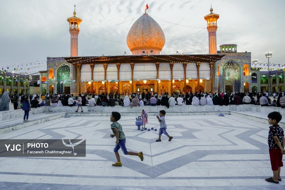 20544295 317 - کودکانه های حرم؛ به مناسبت روز جهانی کودک