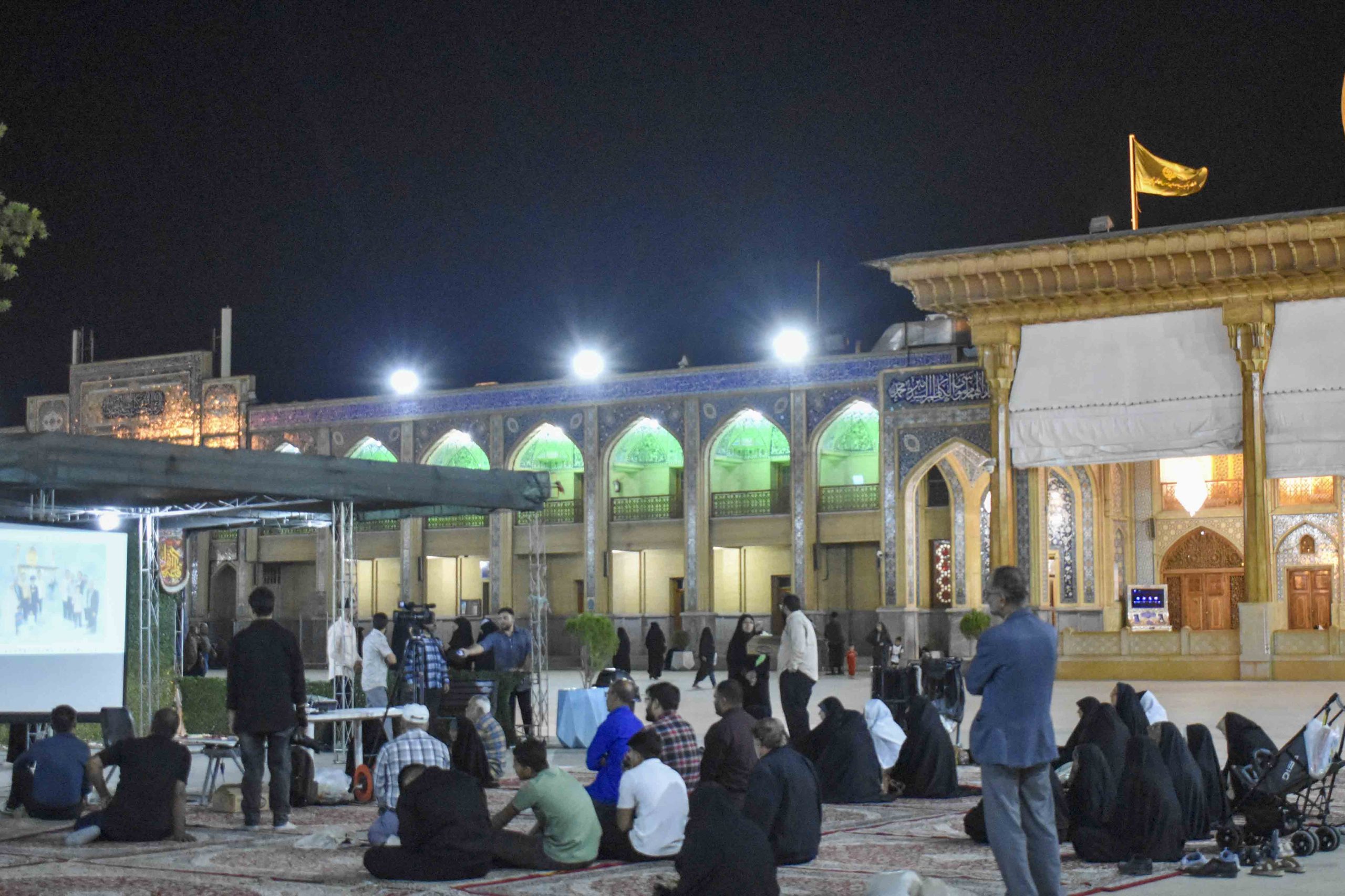 ویژهبرنامه «روایت آبان» در حرم مطهر شاهچراغ علیهالسلام برگزار شد / روایتگری از حادثه تروریستی و گرامیداشت شهیدان معصومه کرباسی و رضا عواضه 4aban 2 1 scaled - ویژهبرنامه «روایت آبان» در حرم مطهر شاهچراغ علیهالسلام برگزار شد / روایتگری از حادثه تروریستی و گرامیداشت شهیدان معصومه کرباسی و رضا عواضه