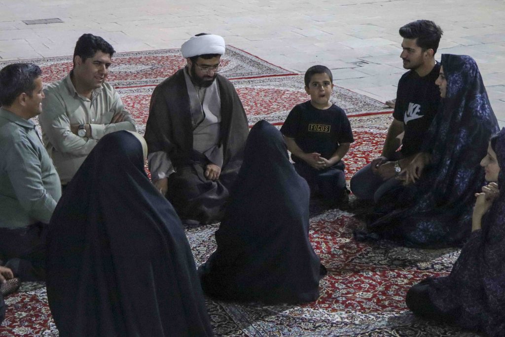 ویژهبرنامه «روایت آبان» در حرم مطهر شاهچراغ علیهالسلام برگزار شد / روایتگری از حادثه تروریستی و گرامیداشت شهیدان معصومه کرباسی و رضا عواضه 4aban 21 1 1024x683 - ویژهبرنامه «روایت آبان» در حرم مطهر شاهچراغ علیهالسلام برگزار شد / روایتگری از حادثه تروریستی و گرامیداشت شهیدان معصومه کرباسی و رضا عواضه