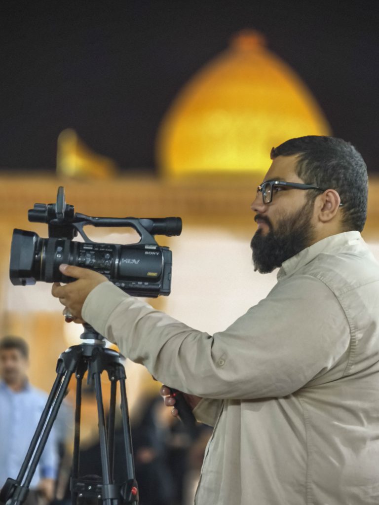 ویژهبرنامه «روایت آبان» در حرم مطهر شاهچراغ علیهالسلام برگزار شد / روایتگری از حادثه تروریستی و گرامیداشت شهیدان معصومه کرباسی و رضا عواضه 4aban 23 1 768x1024 - ویژهبرنامه «روایت آبان» در حرم مطهر شاهچراغ علیهالسلام برگزار شد / روایتگری از حادثه تروریستی و گرامیداشت شهیدان معصومه کرباسی و رضا عواضه