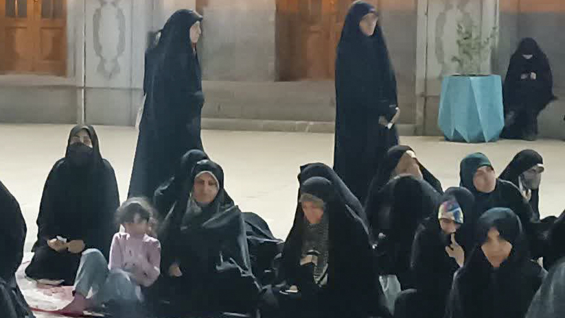 ویژهبرنامه «روایت آبان» در حرم مطهر شاهچراغ علیهالسلام برگزار شد / روایتگری از حادثه تروریستی و گرامیداشت شهیدان معصومه کرباسی و رضا عواضه 4aban 39 1 - ویژهبرنامه «روایت آبان» در حرم مطهر شاهچراغ علیهالسلام برگزار شد / روایتگری از حادثه تروریستی و گرامیداشت شهیدان معصومه کرباسی و رضا عواضه