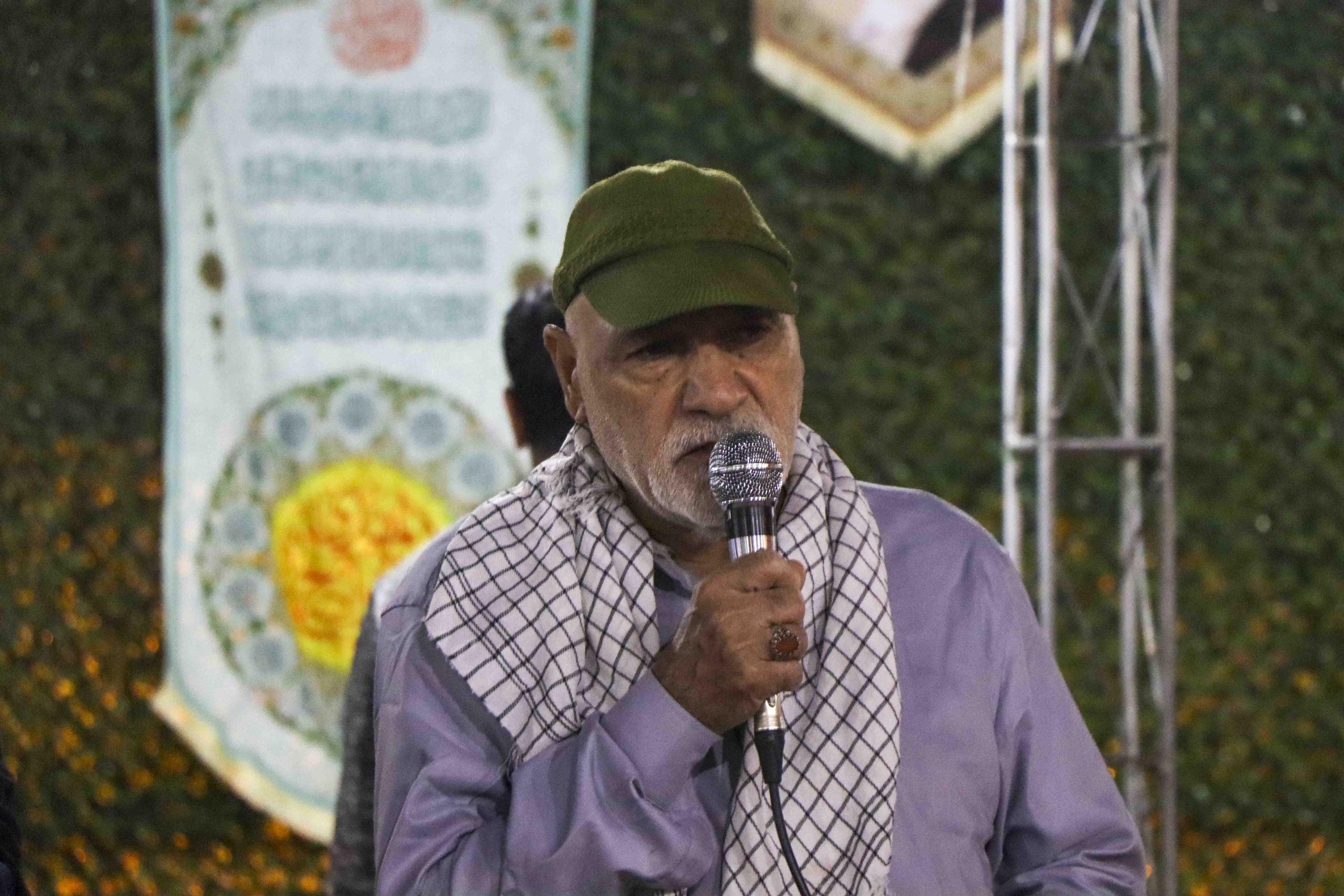 ویژهبرنامه «روایت آبان» در حرم مطهر شاهچراغ علیهالسلام برگزار شد / روایتگری از حادثه تروریستی و گرامیداشت شهیدان معصومه کرباسی و رضا عواضه 4aban 5 1 scaled - ویژهبرنامه «روایت آبان» در حرم مطهر شاهچراغ علیهالسلام برگزار شد / روایتگری از حادثه تروریستی و گرامیداشت شهیدان معصومه کرباسی و رضا عواضه