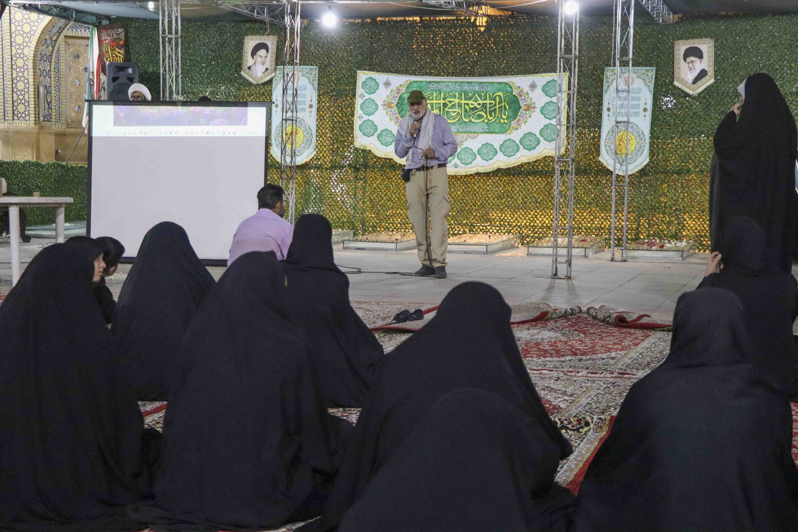 ویژهبرنامه «روایت آبان» در حرم مطهر شاهچراغ علیهالسلام برگزار شد / روایتگری از حادثه تروریستی و گرامیداشت شهیدان معصومه کرباسی و رضا عواضه 4aban 7 1 scaled - ویژهبرنامه «روایت آبان» در حرم مطهر شاهچراغ علیهالسلام برگزار شد / روایتگری از حادثه تروریستی و گرامیداشت شهیدان معصومه کرباسی و رضا عواضه