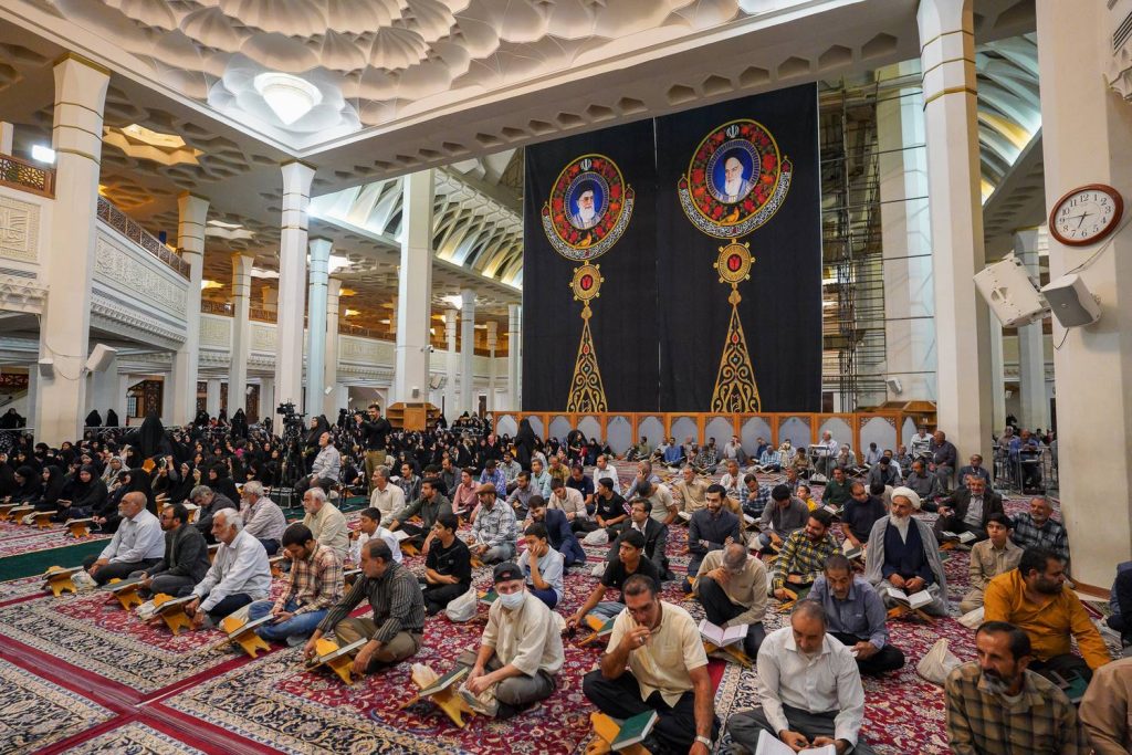 FAE00818 1024x683 - پانزدهمین محفل انس با قرآن کریم «بُشری» در حرم مطهر شاهچراغ(ع) برگزار شد