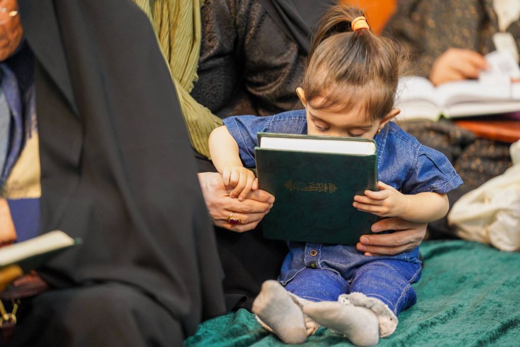 FAE00952 1024x683 - پانزدهمین محفل انس با قرآن کریم «بُشری» در حرم مطهر شاهچراغ(ع) برگزار شد