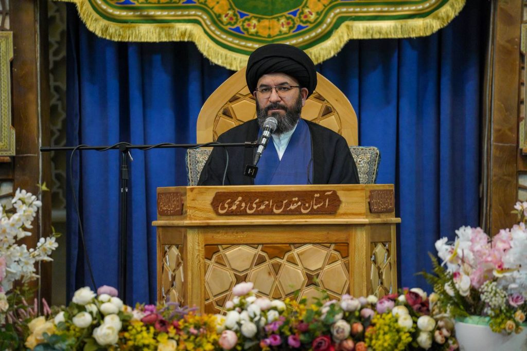 FAE00981 1024x683 - پانزدهمین محفل انس با قرآن کریم «بُشری» در حرم مطهر شاهچراغ(ع) برگزار شد