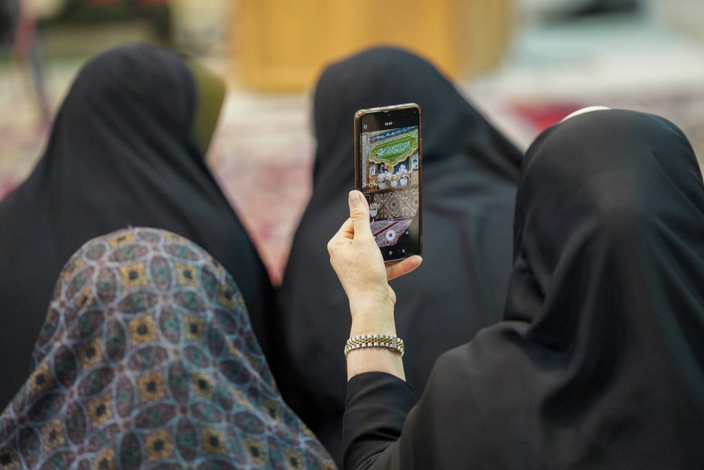 FAE01009 1024x683 - پانزدهمین محفل انس با قرآن کریم «بُشری» در حرم مطهر شاهچراغ(ع) برگزار شد