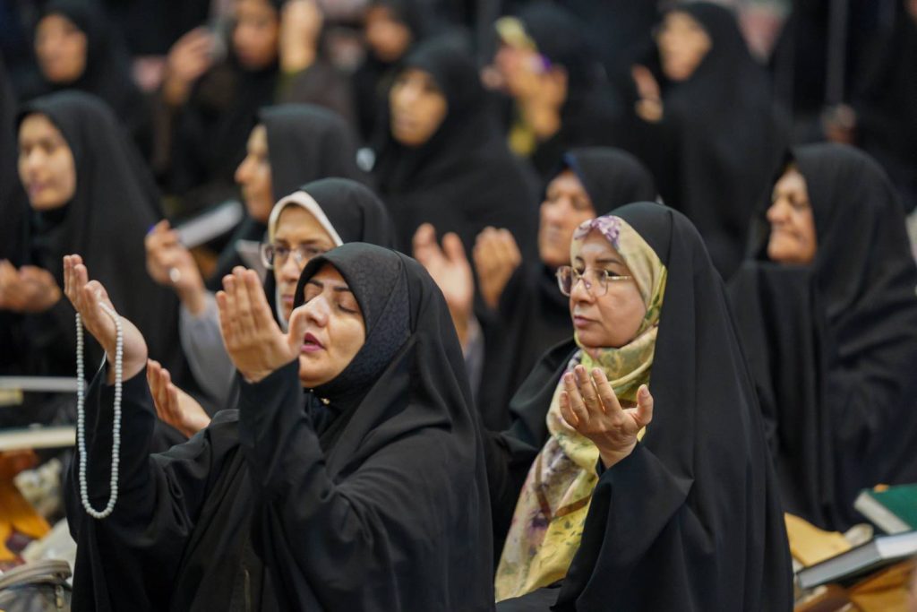 FAE01522 1024x683 - پانزدهمین محفل انس با قرآن کریم «بُشری» در حرم مطهر شاهچراغ(ع) برگزار شد