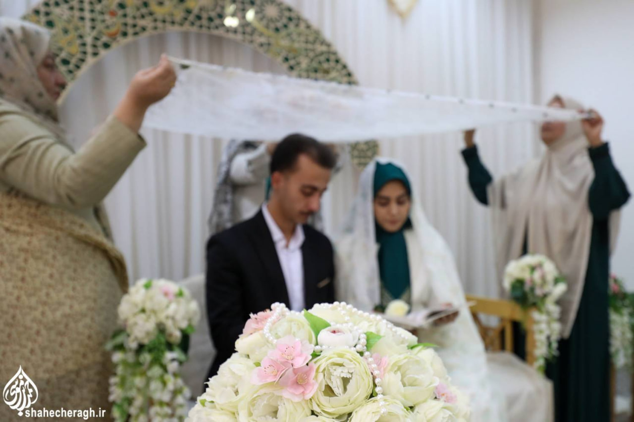photo 2025 10 02 17 15 43 2 - پیوند آسمانی؛ عقد ازدواج ده زوج جوان در حرم مطهر حضرت شاهچراغ(ع) به مناسبت میلاد امام حسن عسکری(ع)