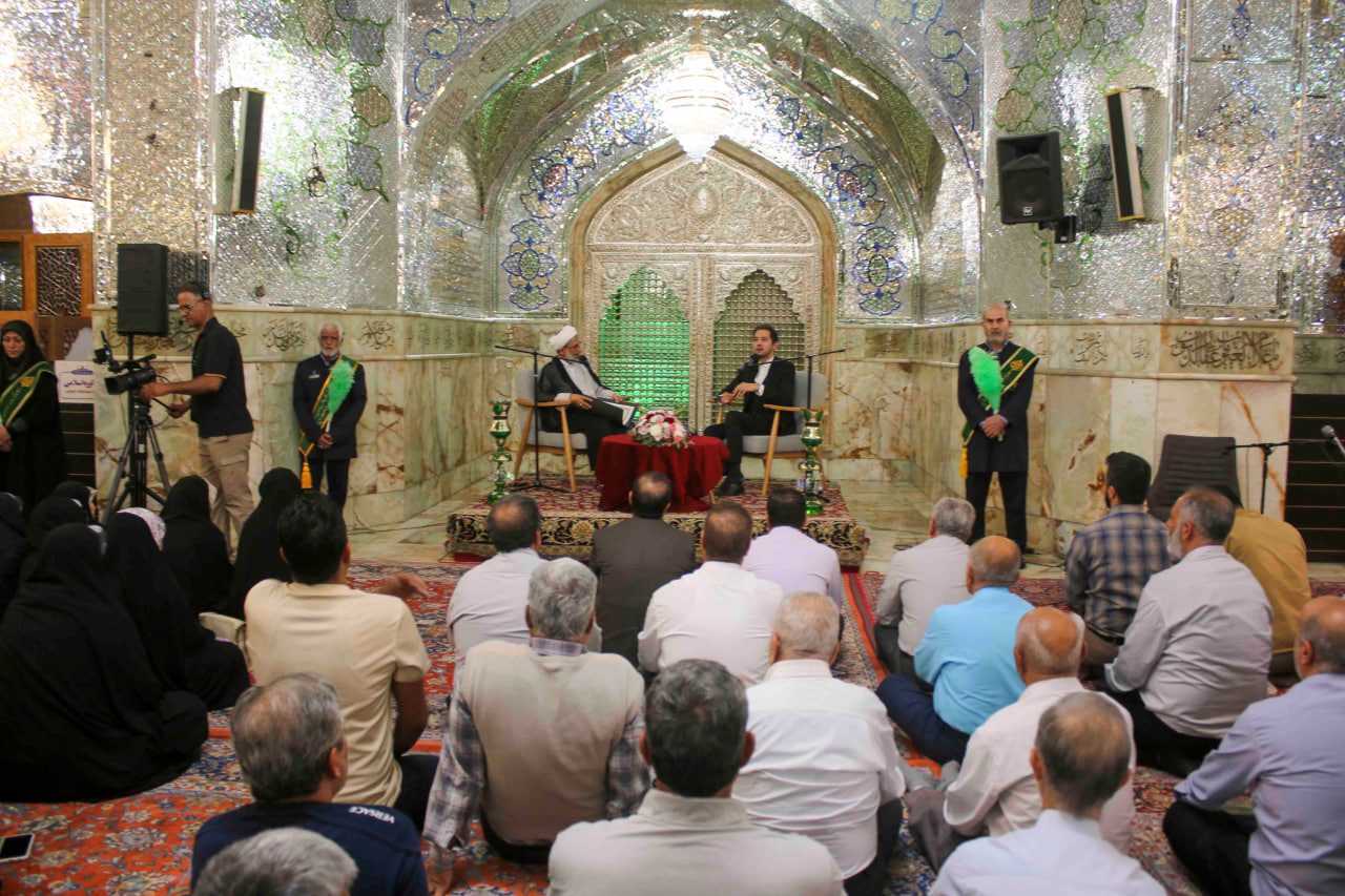 photo 2025 10 15 14 51 28 - ویژه‌برنامه «سمت خدا» در حرم مطهر حضرت شاهچراغ(ع) به‌مناسبت چهارمین رویداد ملی ایران جان، فارس ایران