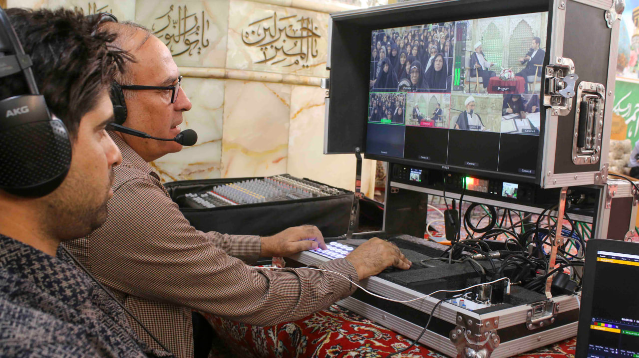 photo 2025 10 15 14 51 34 4 - ویژه‌برنامه «سمت خدا» در حرم مطهر حضرت شاهچراغ(ع) به‌مناسبت چهارمین رویداد ملی ایران جان، فارس ایران