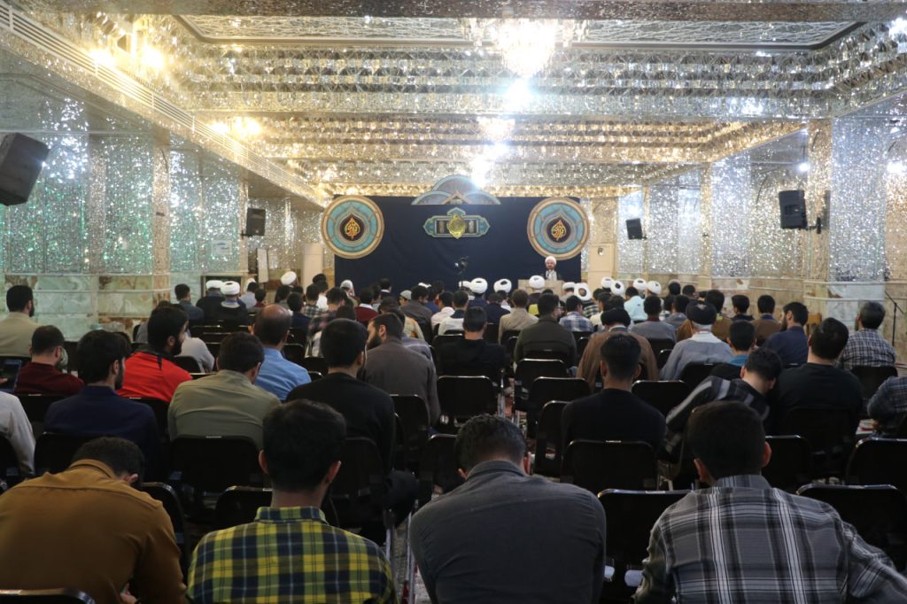 photo 2025 10 21 13 50 43 1024x682 - طرح «در مکتب امین ولایت» | طلاب مدرسه علمیه منصوریه در حرم مطهر حضرت شاهچراغ علیه‌السلام