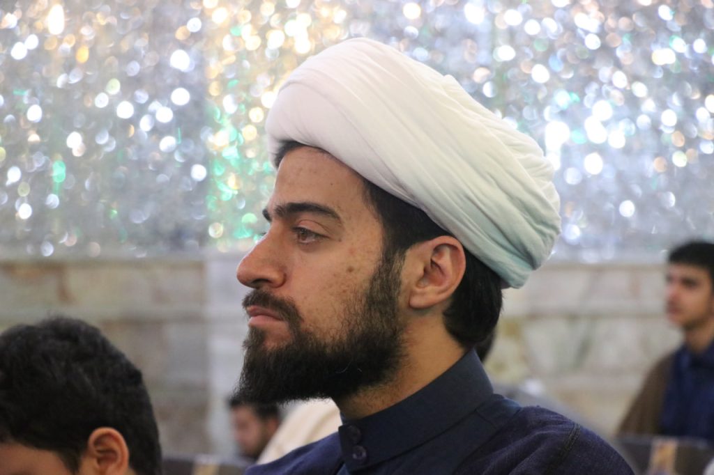photo 2025 10 21 13 50 46 3 1024x682 - طرح «در مکتب امین ولایت» | طلاب مدرسه علمیه منصوریه در حرم مطهر حضرت شاهچراغ علیه‌السلام