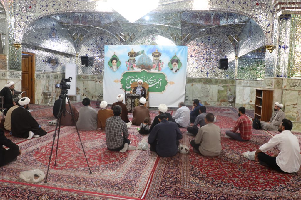 photo 2025 10 21 13 50 47 3 1024x682 - طرح «در مکتب امین ولایت» | طلاب مدرسه علمیه منصوریه در حرم مطهر حضرت شاهچراغ علیه‌السلام