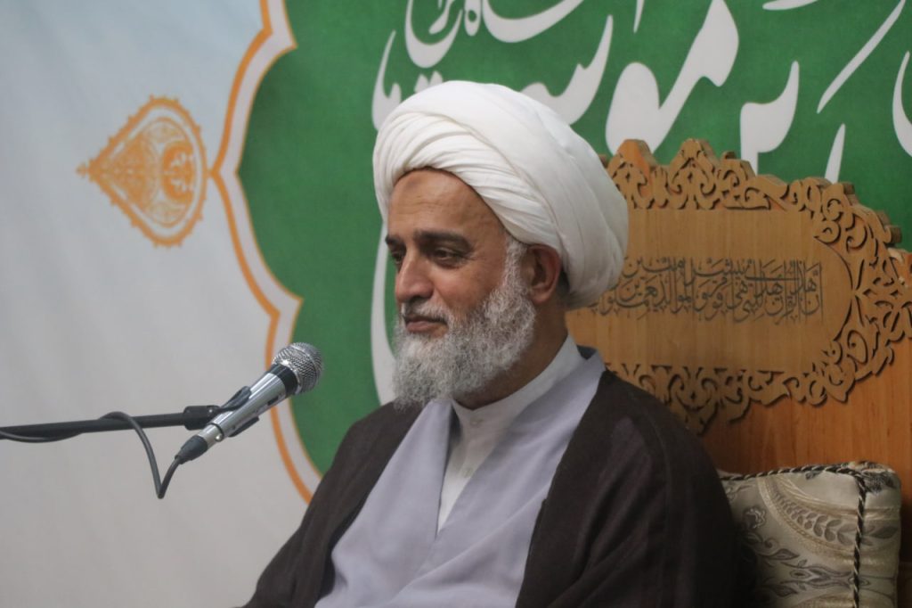 photo 2025 10 21 13 50 53 3 1024x682 - طرح «در مکتب امین ولایت» | طلاب مدرسه علمیه منصوریه در حرم مطهر حضرت شاهچراغ علیه‌السلام