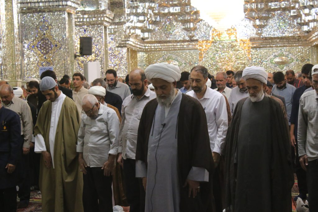 photo 2025 10 21 13 51 08 1024x682 - طرح «در مکتب امین ولایت» | طلاب مدرسه علمیه منصوریه در حرم مطهر حضرت شاهچراغ علیه‌السلام
