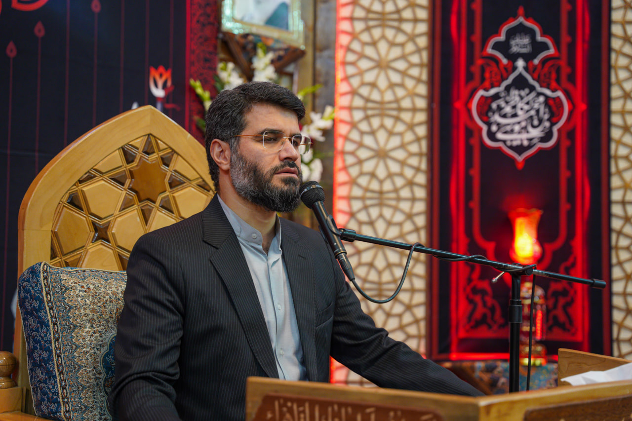 photo 2025 10 24 22 25 37 2 - سومین سالگرد شهدای حادثه حمله تروریستی به حرم مطهر حضرت شاهچراغ علیه‌السلام