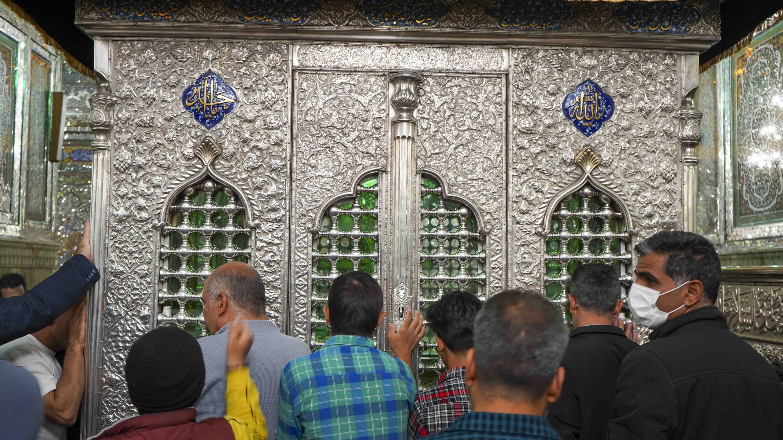 حالوهوای معنوی حرم مطهر حضرت شاهچراغ علیهالسلام در ۲۲ آبان ۱۴۰۴ شاهچراغ 23 scaled - حالوهوای معنوی حرم مطهر حضرت شاهچراغ علیهالسلام در ۲۲ آبان ۱۴۰۴